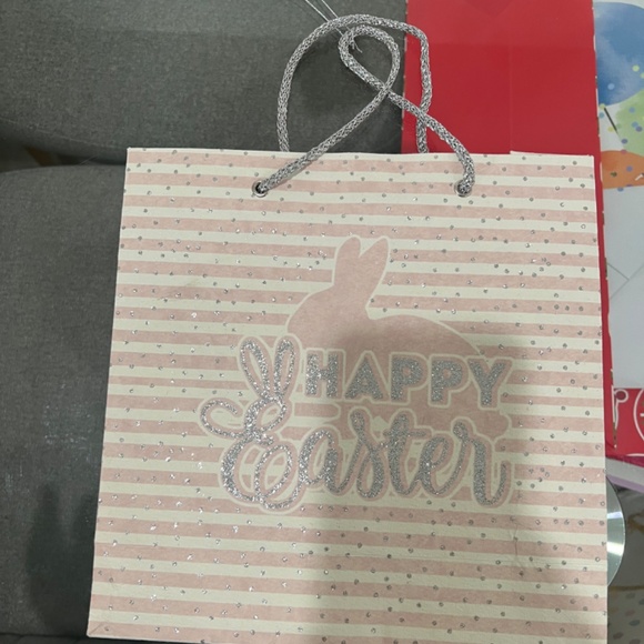 GIFT BAGS FOR BIRTHDAY AND EASTER SIZES SMALL AND MEDIUM - Picture 7 of 7